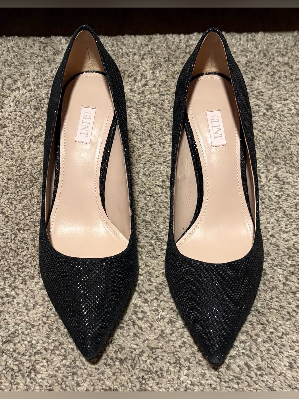 NWOT Glint Black Pointed Toe Pumps